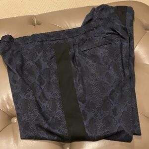 Athleta Women’s Black and Blue Snake Print Joggers